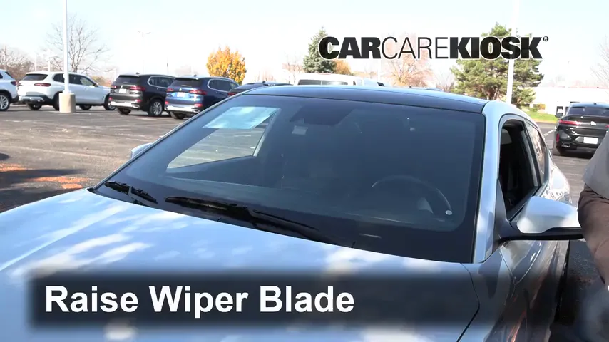 2019 Hyundai Veloster Turbo R-Spec 1.6L 4 Cyl. Turbo Hatchback (3 Door) Windshield Wiper Blade (Front)